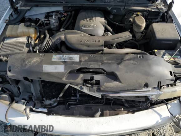 2003 Chevrolet Tahoe LT with VIN 1GNEC13Z63R105243, listed as a Copart auction lot 71419035 with 328,362 mi miles and Salvage title. Bid and sale history available at DreamBid. Image 12.