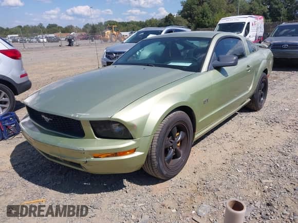 2006 Ford Mustang GT Deluxe с VIN 1ZVHT82H365156215, выставлен на аукционе IAAI как лот 43117357 с пробегом 227 291 миль миль и . История ставок и продаж доступна на DreamBid. Изображение 17.