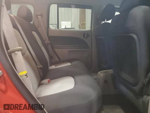 2006 Chevrolet HHR LT z VIN 3GNDA23D46S637927, wystawiony jako Copart lot #62995294 z przebiegiem 243 232 mil mil oraz Czysty tytuł • Clean title. Historia ofert i sprzedaży dostępna na DreamBid. Obrazek 10.