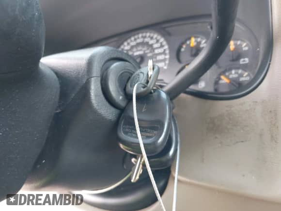2004 Chevrolet Avalanche Z71 с VIN 3GNEK12T84G154137, выставлен на аукционе IAAI как лот 42774626 с пробегом 163 268 миль миль и . История ставок и продаж доступна на DreamBid. Изображение 11.