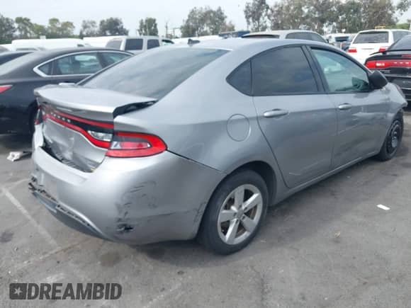 2016 Dodge Dart SXT z VIN 1C3CDFBAXGD613342, wystawiony jako IAAI lot #43067407 z przebiegiem 180 487 mil mil oraz . Historia ofert i sprzedaży dostępna na DreamBid. Obrazek 4.