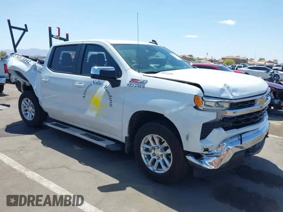 2024 Chevrolet Silverado 1500 LT with VIN 3GCUDDE87RG234561, listed as a IAAI auction lot 42045349 with 24,771 mi miles and . Bid and sale history available at DreamBid. Image 1.