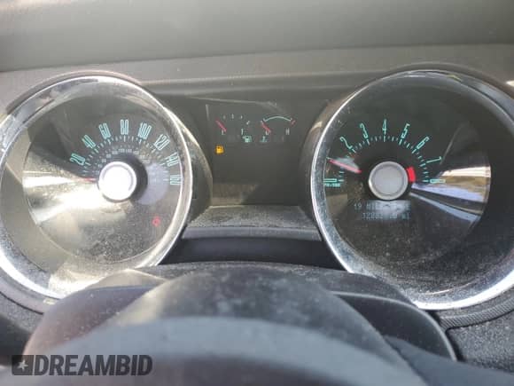 2012 Ford Mustang Premium с VIN 1ZVBP8AMXC5265694, выставлен на аукционе Copart как лот 89526165 с пробегом 128 820 миль миль и Списание • Salvage title. История ставок и продаж доступна на DreamBid. Изображение 9.