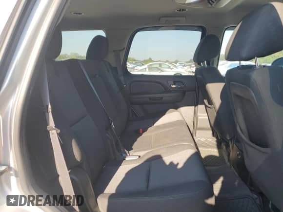 2014 Chevrolet Tahoe LS с VIN 1GNSCAE02ER220734, выставлен на аукционе Copart как лот 81023345 с пробегом 138 304 миль миль и Списание • Salvage title. История ставок и продаж доступна на DreamBid. Изображение 11.