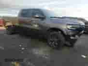 2021 Ram 1500 z VIN 1C6SRFPM0MN764764, wystawiony jako Copart lot #84715984 z przebiegiem 52 019 mil mil oraz Szkoda całkowita • Salvage title. Historia ofert i sprzedaży dostępna na DreamBid. Obrazek 4.