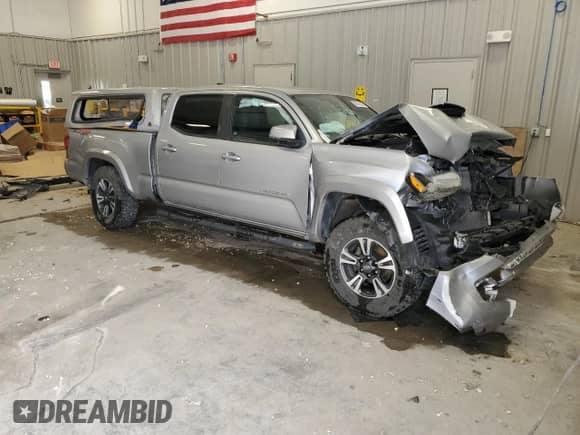 2019 Toyota Tacoma SR5 с VIN 3TMDZ5BN7KM070608, выставлен на аукционе Copart как лот 80529235 с пробегом 92 918 миль миль и Списание • Salvage title. История ставок и продаж доступна на DreamBid. Изображение 4.