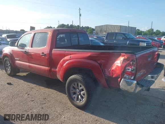 2007 Toyota Tacoma with VIN 5TEMU52N67Z391810, listed as a IAAI auction lot 42708770 with 204,743 mi miles and . Bid and sale history available at DreamBid. Image 3.