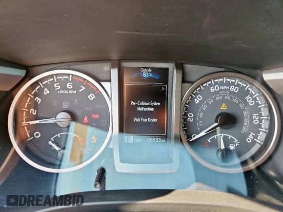 2021 Toyota Tacoma Limited with VIN 3TMGZ5AN8MM403755, listed as a Copart auction lot 57264765 with 66,533 mi miles and Clean title. Bid and sale history available at DreamBid. Image 9.