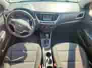 2021 Hyundai Accent SE z VIN 3KPC24A6XME133718, wystawiony jako Copart lot #84025465 z przebiegiem 125 820 mil mil oraz Szkoda całkowita • Salvage title. Historia ofert i sprzedaży dostępna na DreamBid. Obrazek 8.