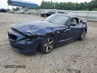 2009 BMW Z4 sDrive30i с VIN WBALM53559E376504, выставлен на аукционе Copart как лот 57146405 с пробегом 91 459 миль миль и Чистый • Clean title. История ставок и продаж доступна на DreamBid. Изображение 1.