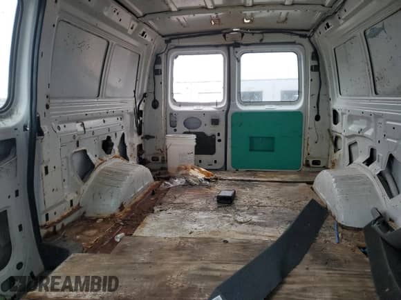 2002 Ford Econoline Cargo с VIN 1FTNE24L82HB20009, выставлен на аукционе Copart как лот 88262735 с пробегом 150 607 миль миль и Чистый • Clean title. История ставок и продаж доступна на DreamBid. Изображение 10.