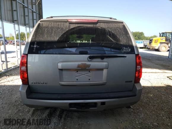 2011 Chevrolet Tahoe LS с VIN 1GNSKAE06BR171441, выставлен на аукционе Copart как лот 68772005 с пробегом 251 010 миль миль и Списание • Salvage title. История ставок и продаж доступна на DreamBid. Изображение 6.