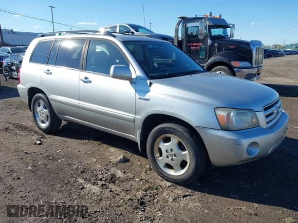 2006 Toyota Highlander Sport z VIN JTEEP21A860174584, wystawiony jako IAAI lot #43556676 z przebiegiem 187 394 mil mil oraz . Historia ofert i sprzedaży dostępna na DreamBid. Obrazek 1.