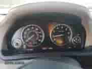 2009 BMW 7 Series 750i z VIN WBAKA83549CY34860, wystawiony jako Copart lot #65998155 z przebiegiem 146 773 mil mil oraz Czysty tytuł • Clean title. Historia ofert i sprzedaży dostępna na DreamBid. Obrazek 9.
