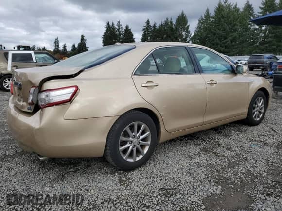 2010 Toyota Camry with VIN 4T1BB3EK5AU125189, listed as a Copart auction lot 86691435 with 177,733 mi miles and Salvage title. Bid and sale history available at DreamBid. Image 3.