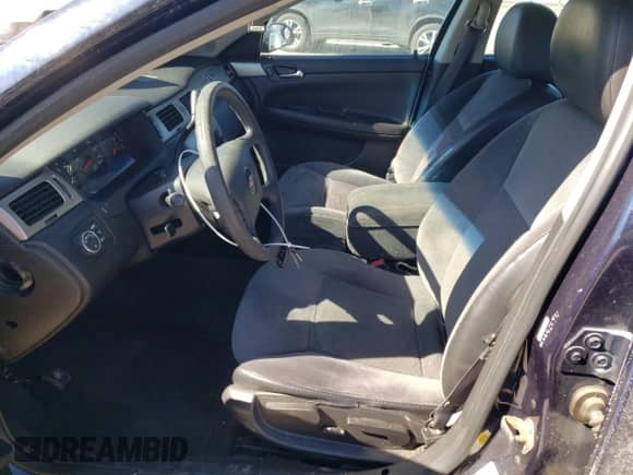 2012 Chevrolet Impala Police Police z VIN 2G1WD5E34C1200492, wystawiony jako Copart lot #47435885 z przebiegiem 201 910 mil mil oraz Szkoda całkowita • Salvage title. Historia ofert i sprzedaży dostępna na DreamBid. Obrazek 7.