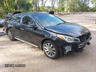 2016 Hyundai Sonata Limited с VIN 5NPE34AF9GH284703, выставлен на аукционе IAAI как лот 43137675 с пробегом 181 905 миль миль и . История ставок и продаж доступна на DreamBid. Изображение 1.