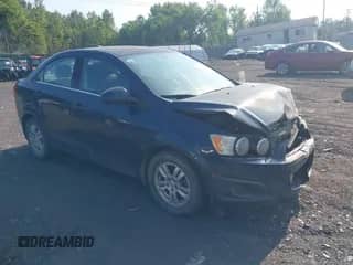 2015 Chevrolet Sonic LT с VIN 1G1JC5SB4F4115525, выставлен на аукционе IAAI как лот 42856602 с пробегом 29 625 миль миль и . История ставок и продаж доступна на DreamBid. Изображение 1.