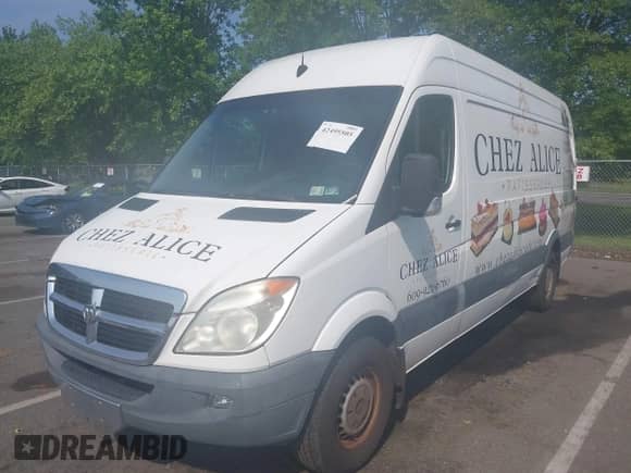 2008 Dodge Sprinter with VIN WD0PE845485276773, listed as a IAAI auction lot 42495505 with 159,571 mi miles and . Bid and sale history available at DreamBid. Image 2.