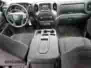 2020 Chevrolet Silverado 3500HD Work Truck с VIN 1GC4YSE75LF335378, выставлен на аукционе Copart как лот 76941554 с пробегом 87 394 миль миль и Списание • Salvage title. История ставок и продаж доступна на DreamBid. Изображение 8.