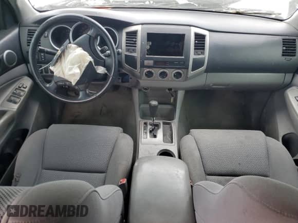 2008 Toyota Tacoma PreRunner z VIN 3TMJU62N68M059440, wystawiony jako Copart lot #71438485 z przebiegiem 214 815 mil mil oraz Szkoda całkowita • Salvage title. Historia ofert i sprzedaży dostępna na DreamBid. Obrazek 8.
