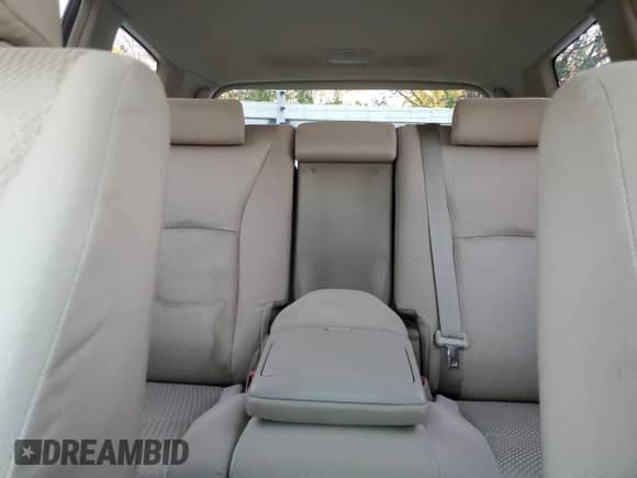 2006 Toyota Highlander w/3rd Row with VIN JTEEP21A160145489, listed as a Copart auction lot 82652945 with 101,566 mi miles and Salvage title. Bid and sale history available at DreamBid. Image 10.