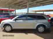 2017 Dodge Journey SE z VIN 3C4PDCAB7HT626826, wystawiony jako IAAI lot #43221740 z przebiegiem 77 842 mil mil oraz . Historia ofert i sprzedaży dostępna na DreamBid. Obrazek 14.