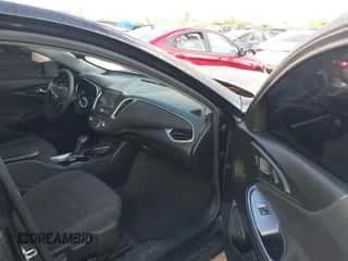 2023 Chevrolet Malibu LT с VIN 1G1ZD5ST0PF185053, выставлен на аукционе IAAI как лот 43439169 с пробегом 60 853 миль миль и . История ставок и продаж доступна на DreamBid. Изображение 5.