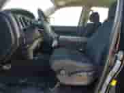 2012 Toyota Tundra z VIN 5TFRU5F15CX026419, wystawiony jako Copart lot #85980334 z przebiegiem 150 239 mil mil oraz Szkoda całkowita • Salvage title. Historia ofert i sprzedaży dostępna na DreamBid. Obrazek 7.