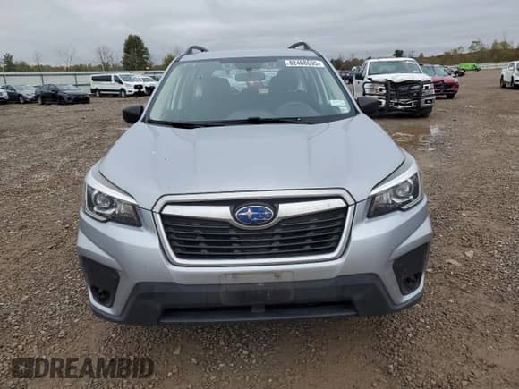 2020 Subaru Forester z VIN JF2SKADC4LH570006, wystawiony jako Copart lot #82408695 z przebiegiem 41 394 mil mil oraz Szkoda całkowita • Salvage title. Historia ofert i sprzedaży dostępna na DreamBid. Obrazek 5.