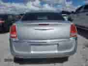 2011 Chrysler 300 Limited с VIN 2C3CA5CG5BH614156, выставлен на аукционе Copart как лот 81912585 с пробегом 182 985 миль миль и Чистый • Clean title. История ставок и продаж доступна на DreamBid. Изображение 6.