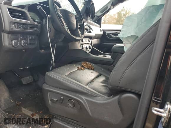 2024 Chevrolet Tahoe LT с VIN 1GNSCNKD4RR286626, выставлен на аукционе Copart как лот 42358205 с пробегом 22 288 миль миль и Списание • Salvage title. История ставок и продаж доступна на DreamBid. Изображение 7.