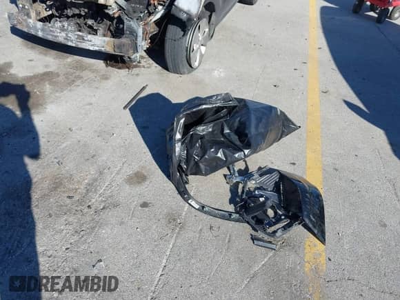 2024 Chevrolet Traverse with VIN 1GNETZKW4RJ137086, listed as a IAAI auction lot 40529243 with 12,193 mi miles and . Bid and sale history available at DreamBid. Image 12.