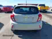 2016 Chevrolet Spark LS z VIN KL8CB6SA2GC569207, wystawiony jako IAAI lot #43328567 z przebiegiem 65 625 mil mil oraz . Historia ofert i sprzedaży dostępna na DreamBid. Obrazek 16.