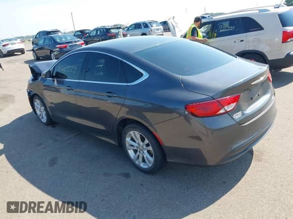 2016 Chrysler 200 Touring с VIN 1C3CCCFB4GN194435, выставлен на аукционе IAAI как лот 42663323 с пробегом 91 583 миль миль и . История ставок и продаж доступна на DreamBid. Изображение 3.