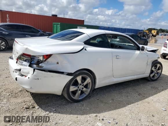 2010 Lexus IS 250 C z VIN JTHFF2C23A2512695, wystawiony jako Copart lot #82228725 z przebiegiem Nie podano mil oraz Szkoda całkowita • Salvage title. Historia ofert i sprzedaży dostępna na DreamBid. Obrazek 3.