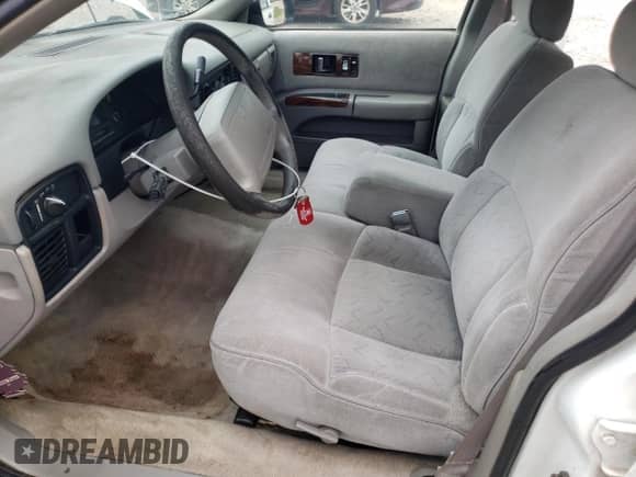 1995 Chevrolet Caprice с VIN 1G1BL52W4SR114380, выставлен на аукционе Copart как лот 69773865 с пробегом 200 606 миль миль и Списание • Salvage title. История ставок и продаж доступна на DreamBid. Изображение 7.