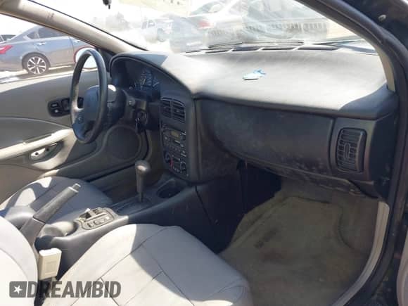 2002 Saturn SC with VIN 1G8ZY12792Z127824, listed as a IAAI auction lot 41760132 with 80,908 mi miles and . Bid and sale history available at DreamBid. Image 5.