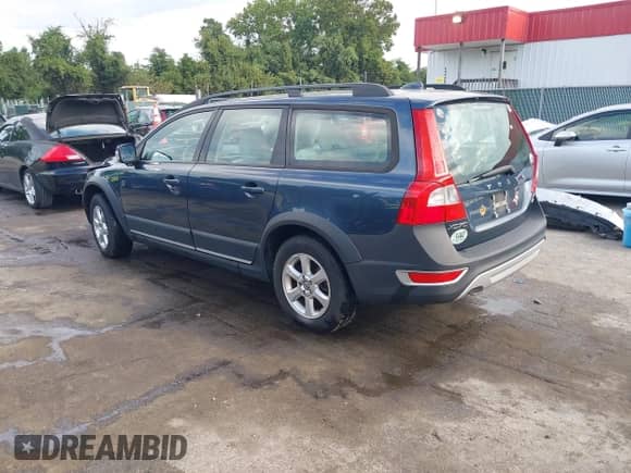 2008 Volvo XC70 с VIN YV4BZ982X81006139, выставлен на аукционе IAAI как лот 43080786 с пробегом 106 625 миль миль и . История ставок и продаж доступна на DreamBid. Изображение 3.