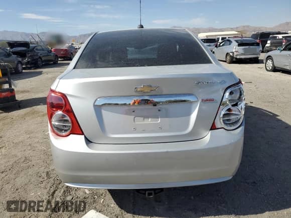 2015 Chevrolet Sonic LT с VIN 1G1JC5SB1F4184219, выставлен на аукционе Copart как лот 54556505 с пробегом 43 889 миль миль и Списание • Salvage title. История ставок и продаж доступна на DreamBid. Изображение 6.