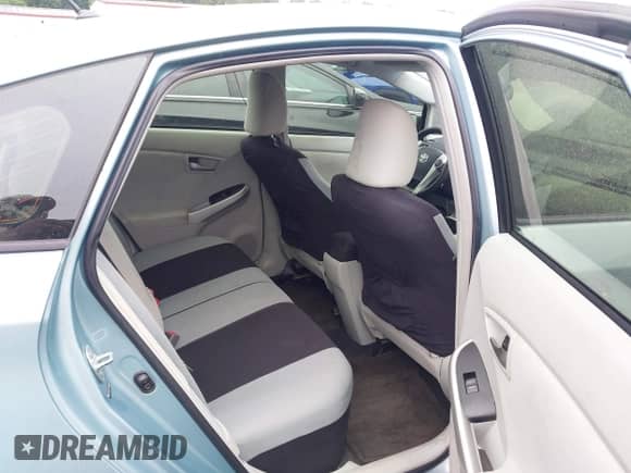 2012 Toyota Prius One с VIN JTDKN3DU5C1598898, выставлен на аукционе IAAI как лот 43341282 с пробегом 236 687 миль миль и . История ставок и продаж доступна на DreamBid. Изображение 8.