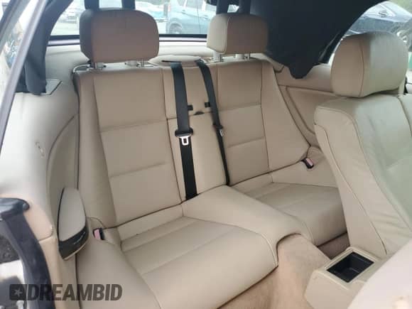 2004 BMW 3 Series 325Ci with VIN WBABW33474PL30185, listed as a Copart auction lot 89518345 with 86,931 mi miles and Salvage title. Bid and sale history available at DreamBid. Image 10.