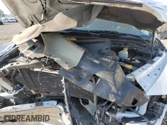 2014 Ram 1500 Laramie z VIN 1C6RR7VM8ES288421, wystawiony jako Copart lot #68515735 z przebiegiem 116 639 mil mil oraz Szkoda całkowita • Salvage title. Historia ofert i sprzedaży dostępna na DreamBid. Obrazek 11.