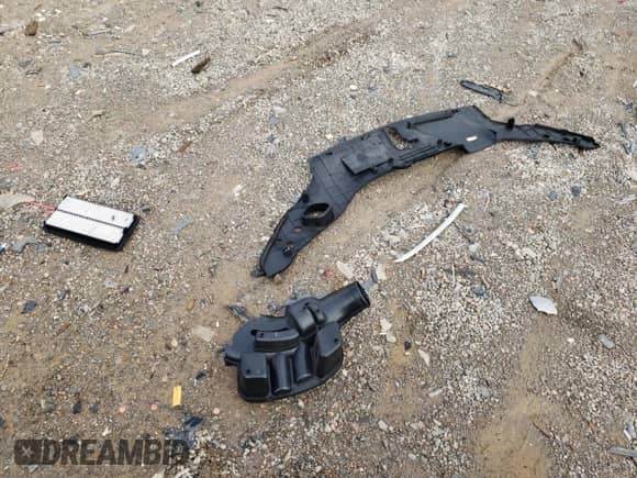 2016 Honda Pilot Elite с VIN 5FNYF6H01GB126338, выставлен на аукционе Copart как лот 83846035 с пробегом 139 783 миль миль и Списание • Salvage title. История ставок и продаж доступна на DreamBid. Изображение 13.