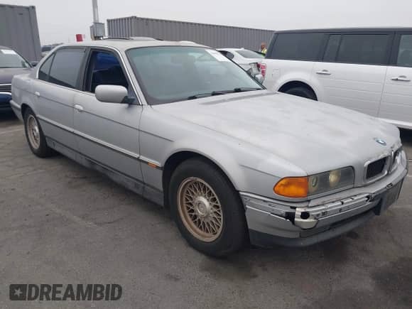 1998 BMW 7 Series 740iL with VIN WBAGJ8326WDM14907, listed as a IAAI auction lot 42995781 with Not provided miles and . Bid and sale history available at DreamBid. Image 1.