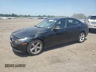 2012 BMW 3 Series 328i с VIN WBA3C1C54CF431084, выставлен на аукционе Copart как лот 62317595 с пробегом 43 547 миль миль и Чистый • Clean title. История ставок и продаж доступна на DreamBid. Изображение 1.