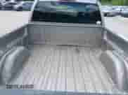 1999 Chevrolet Silverado 1500 LT1 с VIN 2GCEK19V5X1108309, выставлен на аукционе IAAI как лот 42246408 с пробегом 339 202 миль миль и . История ставок и продаж доступна на DreamBid. Изображение 18.