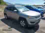 2018 Jeep Compass Latitude z VIN 3C4NJDBB5JT398920, wystawiony jako IAAI lot #43039449 z przebiegiem 84 332 mil mil oraz . Historia ofert i sprzedaży dostępna na DreamBid. Obrazek 1.