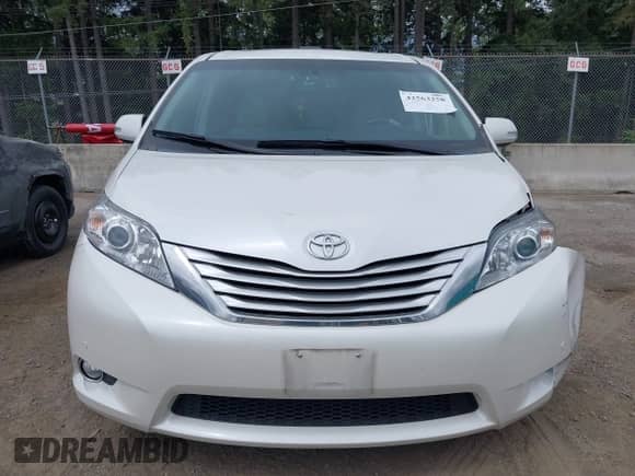2014 Toyota Sienna Limited с VIN 5TDDK3DC1ES076946, выставлен на аукционе IAAI как лот 42563258 с пробегом 85 197 миль миль и . История ставок и продаж доступна на DreamBid. Изображение 12.