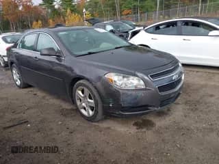 2011 Chevrolet Malibu 1LS с VIN 1G1ZB5E16BF204391, выставлен на аукционе IAAI как лот 43545570 с пробегом 189 810 миль миль и . История ставок и продаж доступна на DreamBid. Изображение 1.